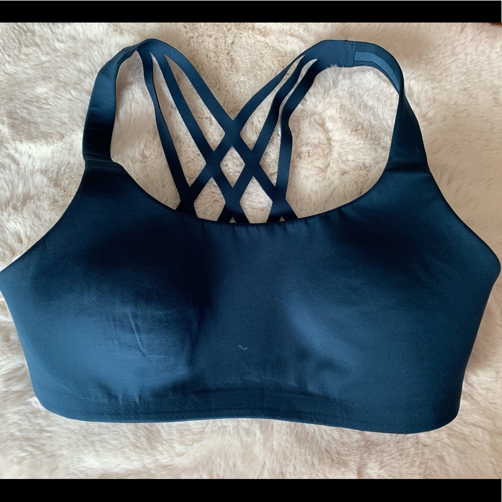 Lululemon Energy bra. Size 10 B/C.